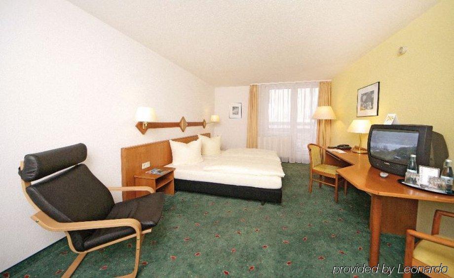 Airporthotel Residenz Steinenbronn Rum bild