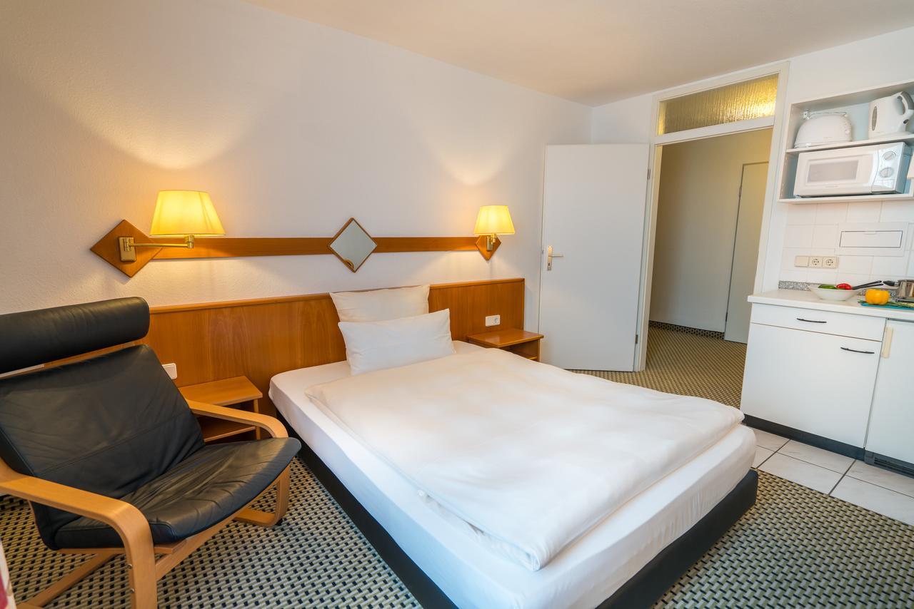 Airporthotel Residenz Steinenbronn Rum bild